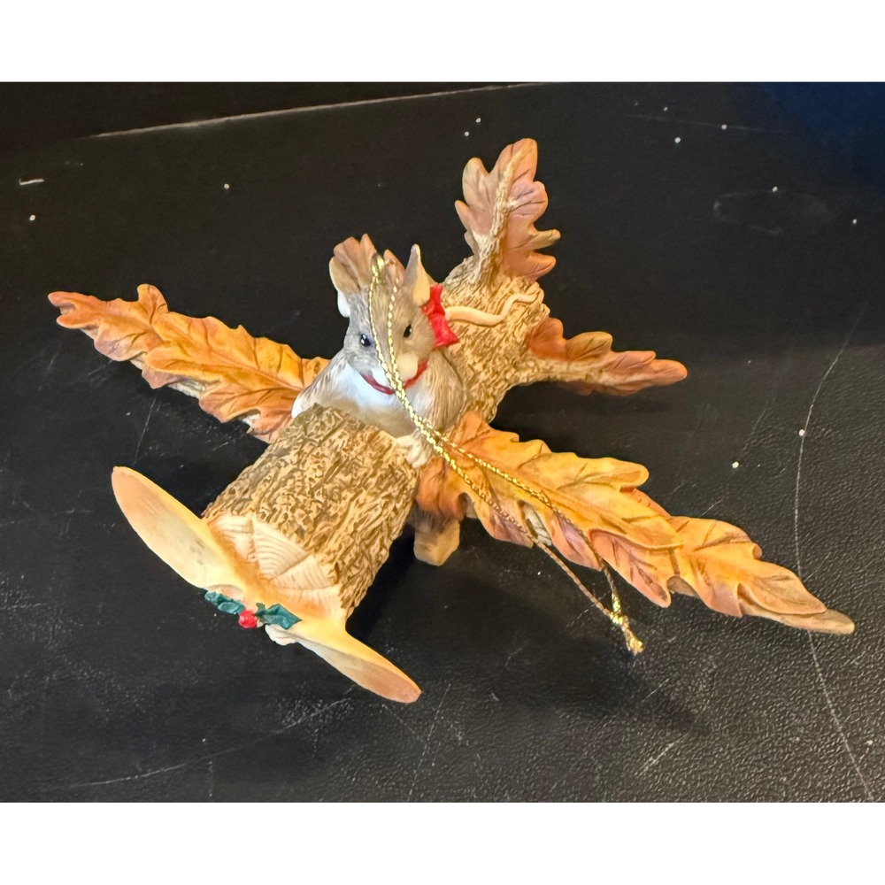 Charming Tails Silvestri High Flying‎ Mackenzie Figurine Christmas Ornament